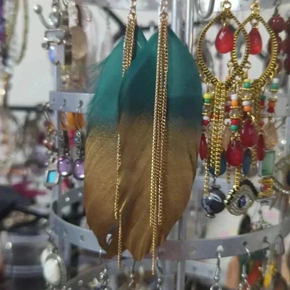 Gold Ombre Feather Drop Earrings 5 inches long Fish Hook - Picture 3 of 4